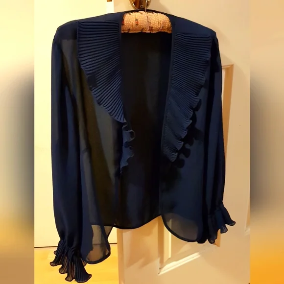 🦋Host Pick🦋 Vintage sheer cover-up Lavender of Melbourne - Picture 1 of 9